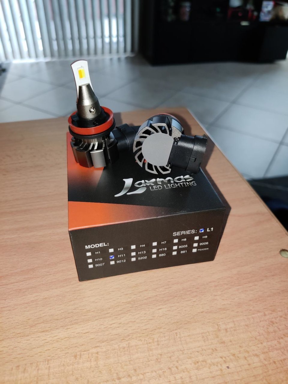 led amaz.jpg