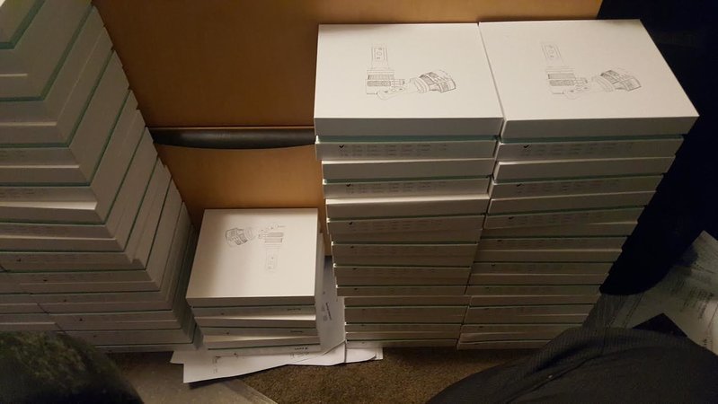 LED Boxes1.jpg