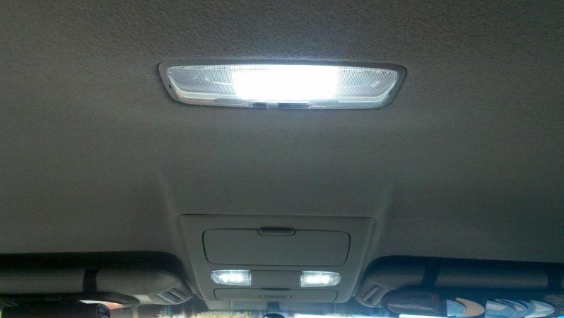 LED Dome and Map Lights.jpg