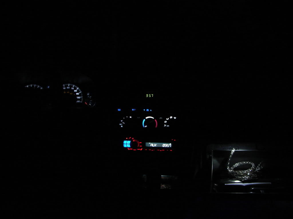 ledlight1_82c7a7bcbabea208b060d3b3edef3e1e4439e0e8.jpg