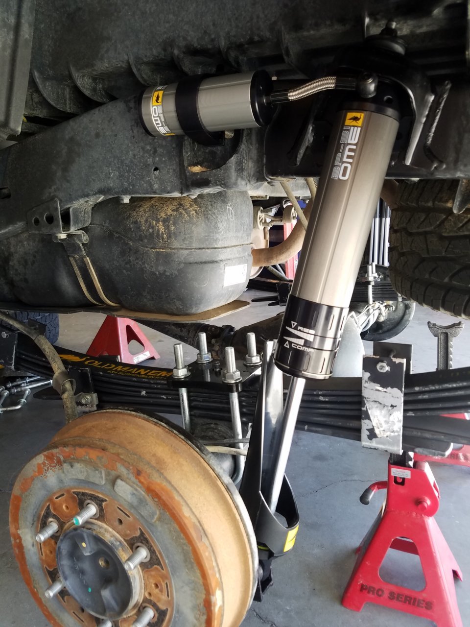 left rear shock.jpg