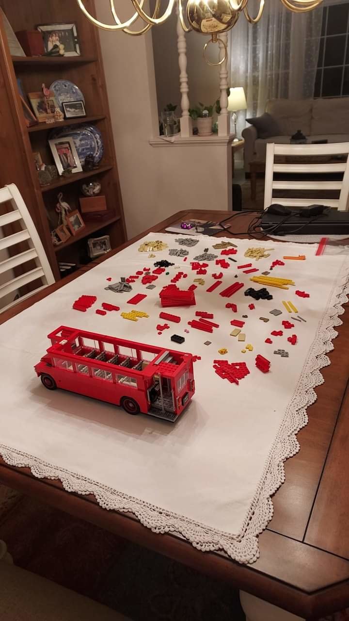 LEGO4.jpg