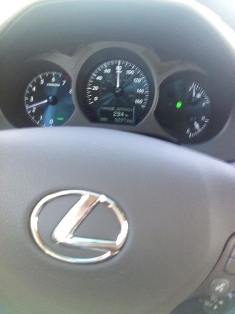 lexus1_87cb860588dec2ac689e08f4dbd72debede84b4f.jpg
