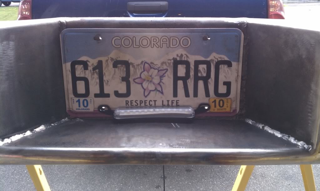 LicensePlatae_65b3f3f8b0d0f3638c57a022a7bdd84bdda0e229.jpg