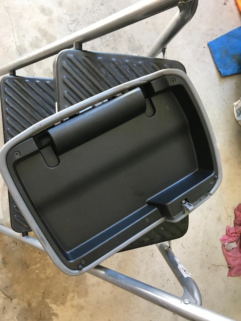 lid 3.jpg