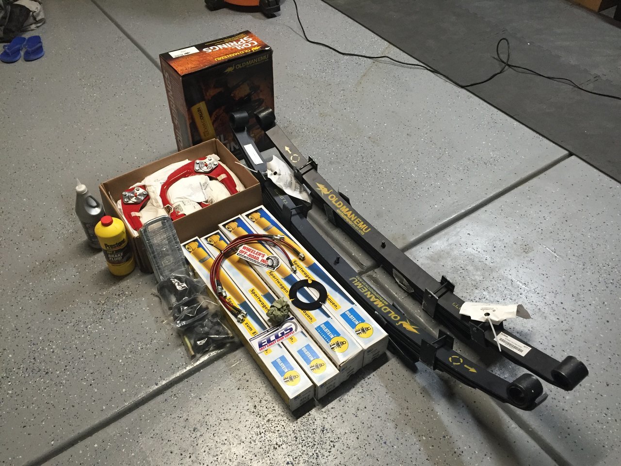 Lift Parts Pre-Install.jpg