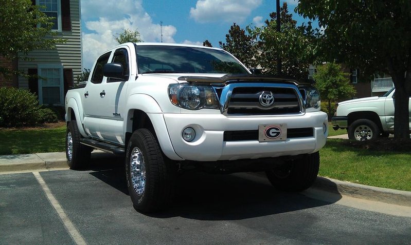 lifted 2010 front quarter view.jpg