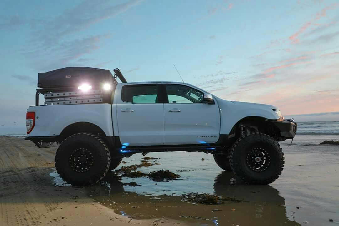 Lifted-new-2019-Ford-Ranger-offroad-truck.jpg
