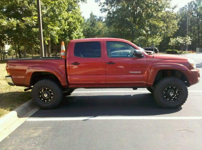 lifted1_aa5bef88ff71b64f58683267b089d92fd322eb03.jpg