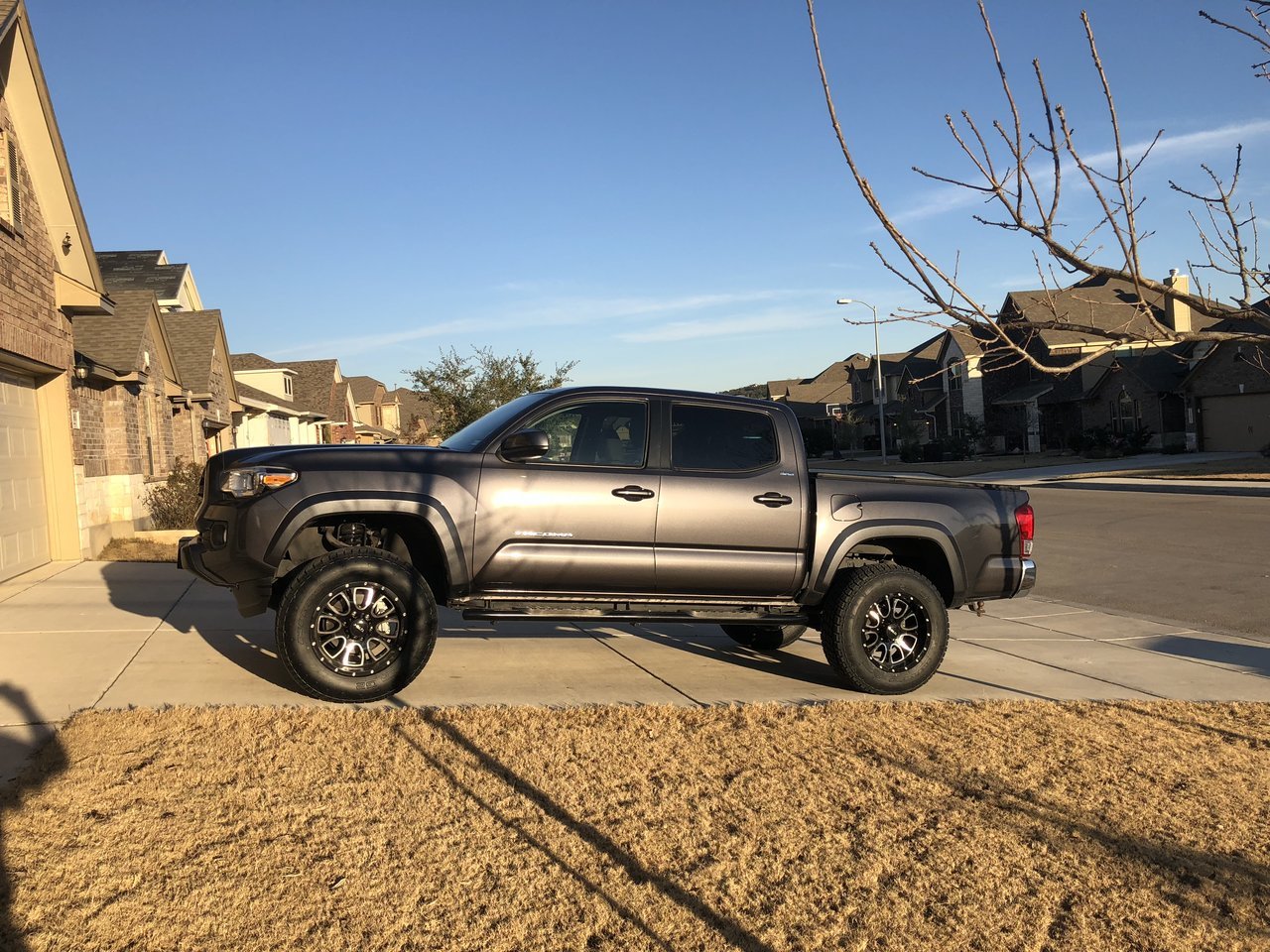 LiftTireWheels.jpg