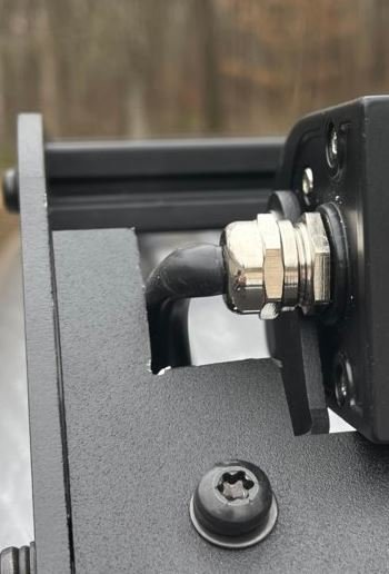 light bar wire.jpg