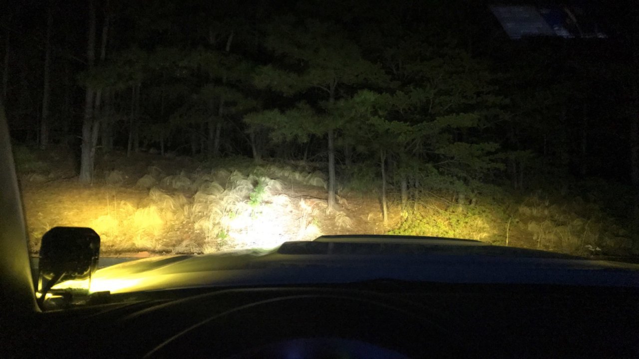 Lightbar Beam Pattern.jpg
