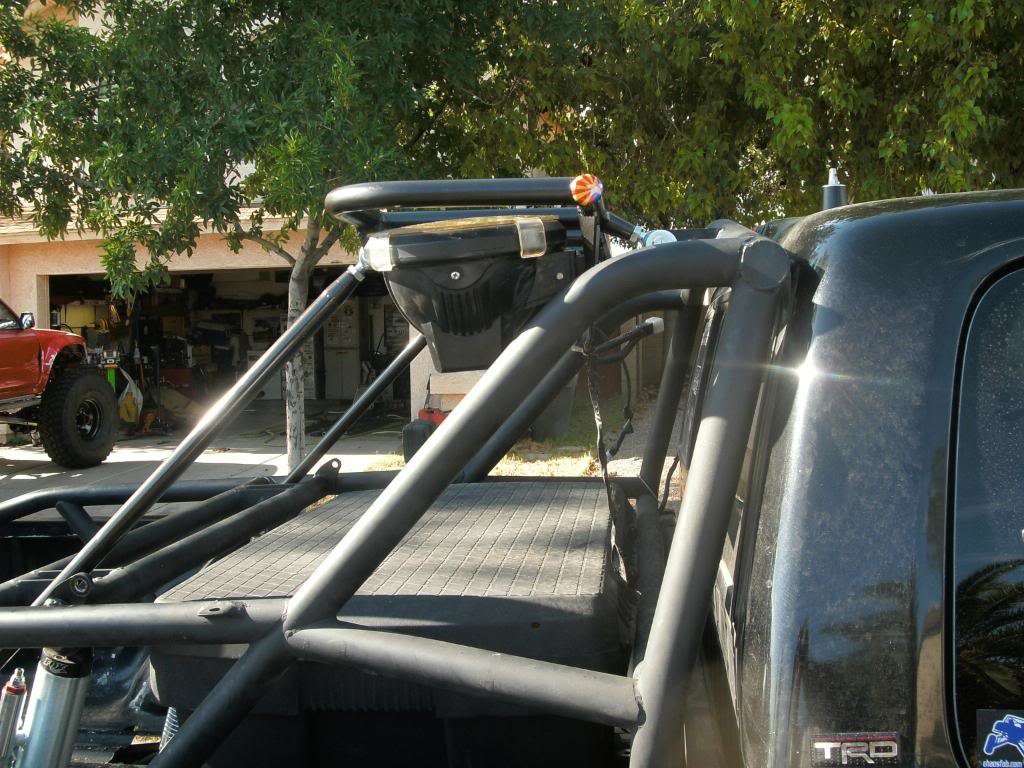 lightbar016_c81bd54629cb1015c46c68428e3a3321c461c2a8.jpg