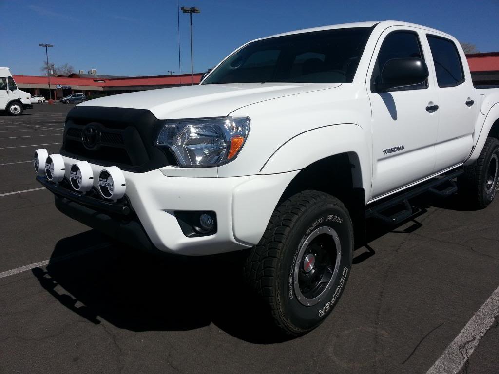 lightbar1_zpsb2f86454_c45f8bad9b26efb0455744c7f02f4b25dacd7dec.jpg