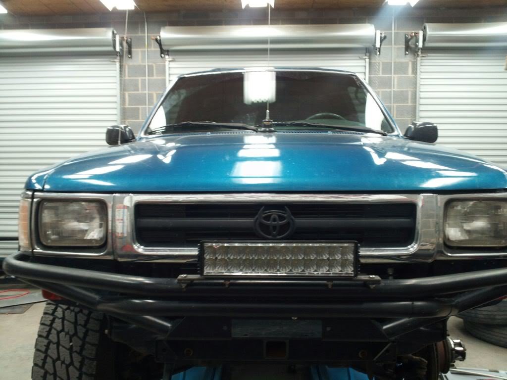 lightbar_3ab69abd781cef2d5f76c64468f30638b3c1a2d6.jpg