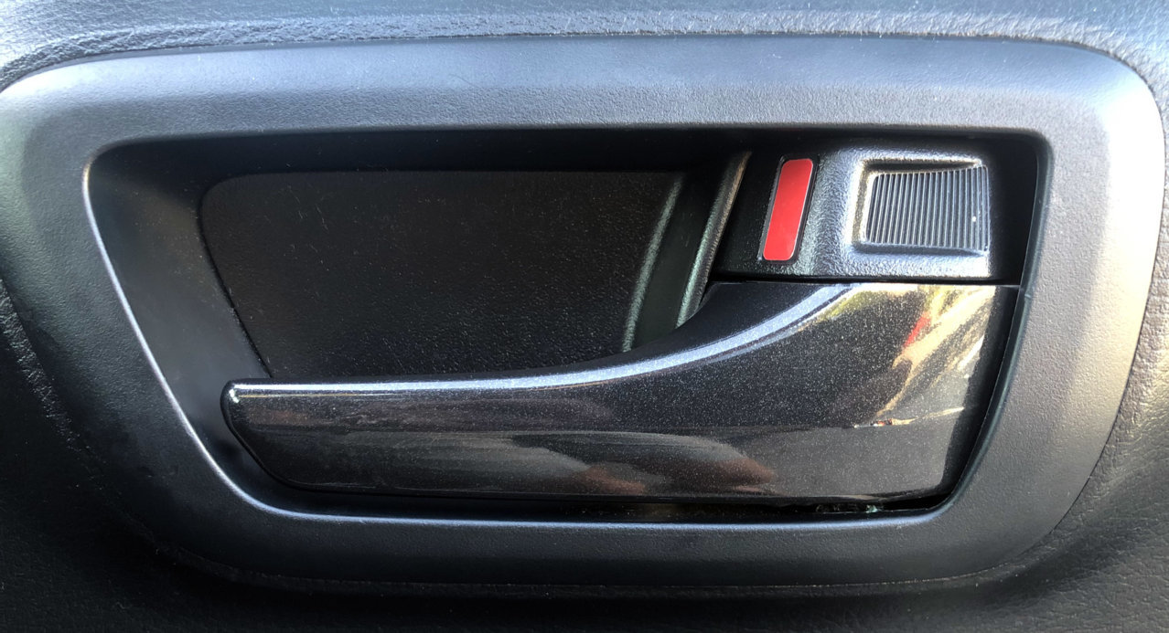 Listing Black Metallic.jpg