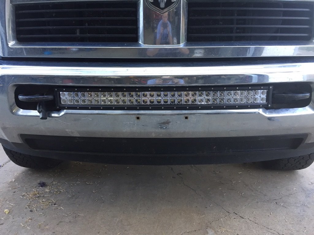 30 LED Bar between tow hooks WITHOUT drilling them