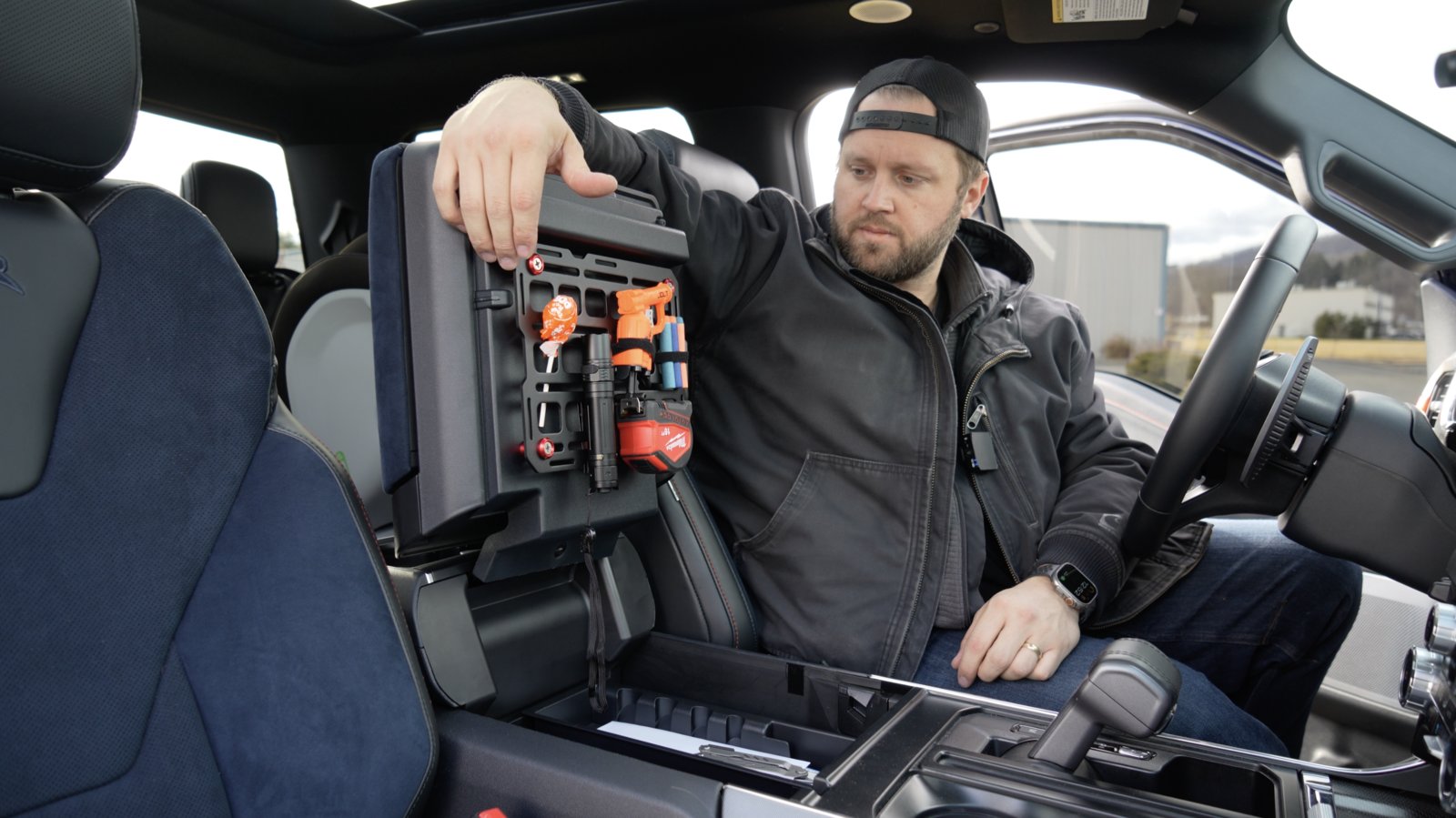 Loaded Center Console Tech Plate 2.png