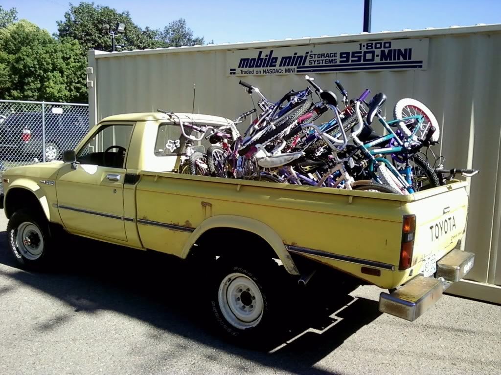 loadofbikes_a94e260a7d3d0b807035ce71f4be997198282954.jpg