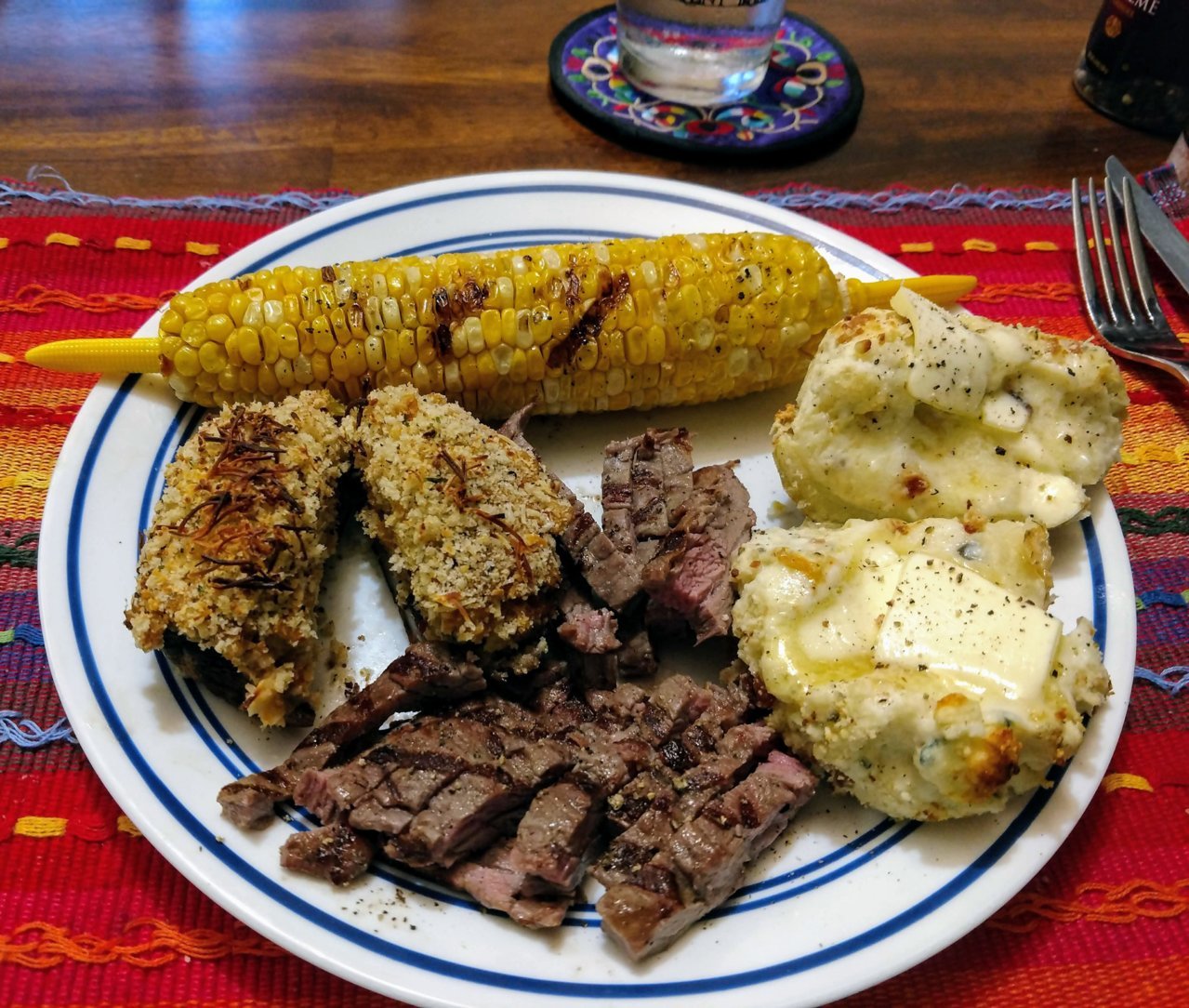 lobstercakeSteak.jpg