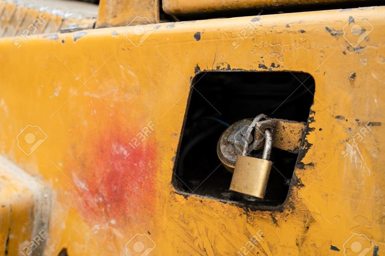 lockcap.jpg