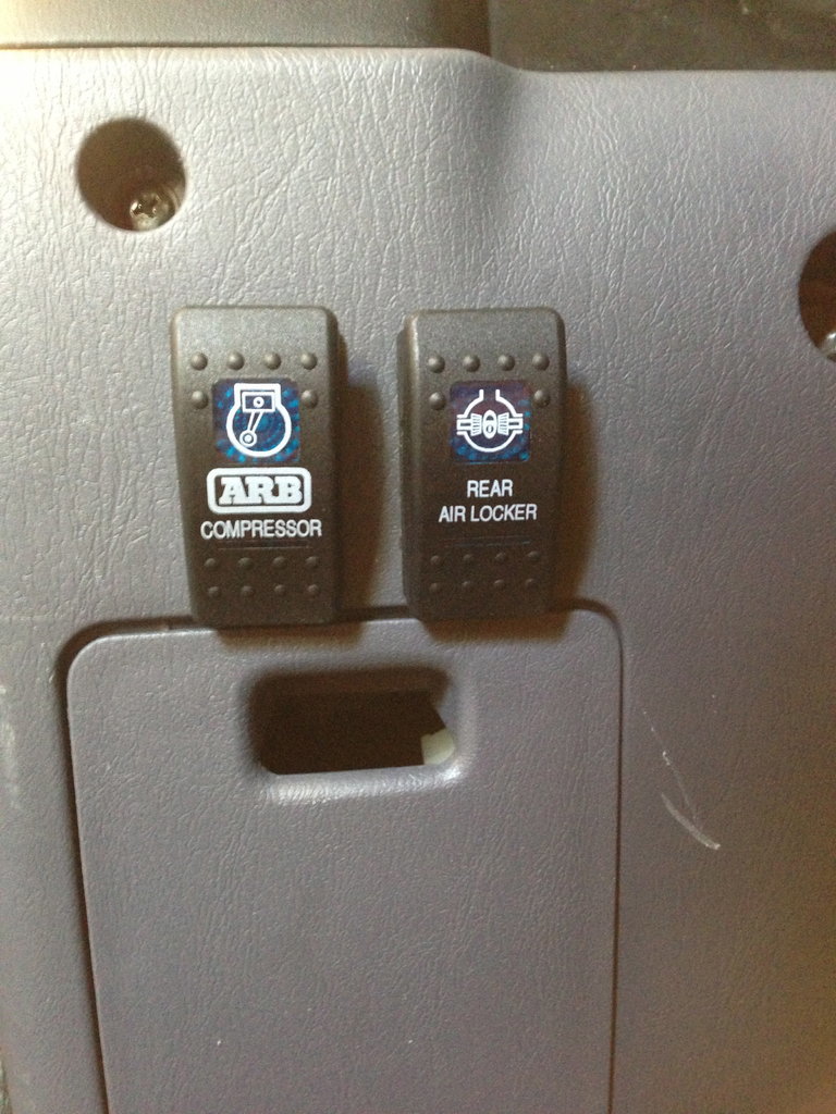 locker_switch.jpg