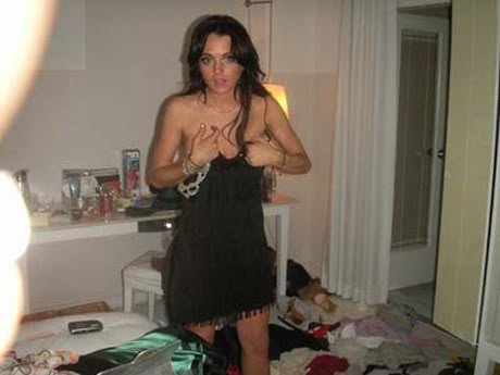 lohan_03453531ea3e54db55d68ec8f7d033a350b556a2.jpg
