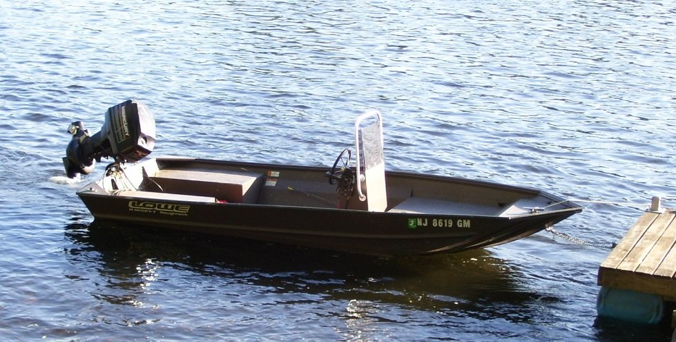 Lowe_1652_3.jpg