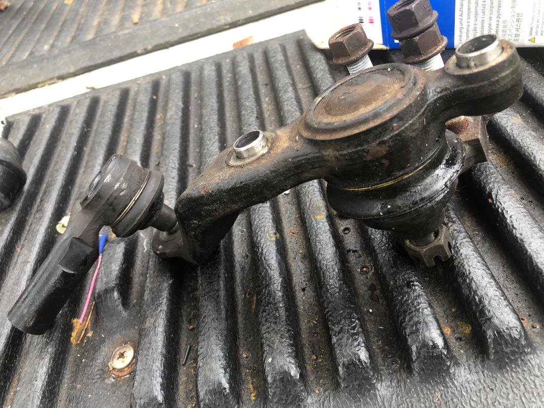 lower suspension arm.jpg