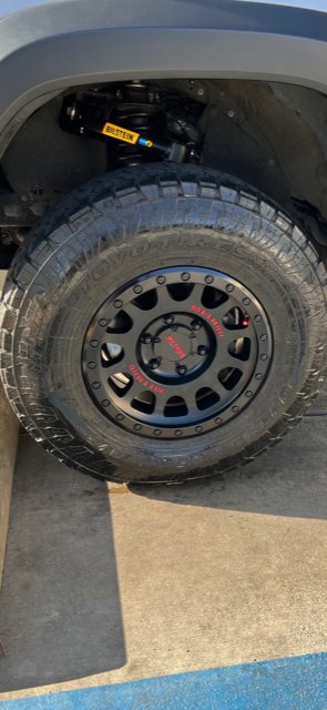 lug nuts.jpg