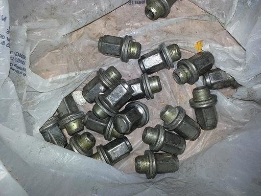 lugnuts.jpg