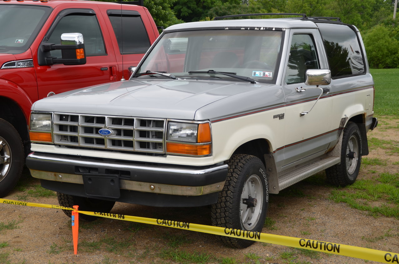 MacungieATCAshow2015 1925.jpg