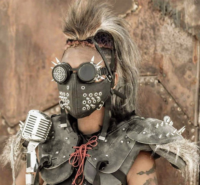 mad-max-wasteland-weekend-2019-63-5d9318d68ced5__700~2.jpg