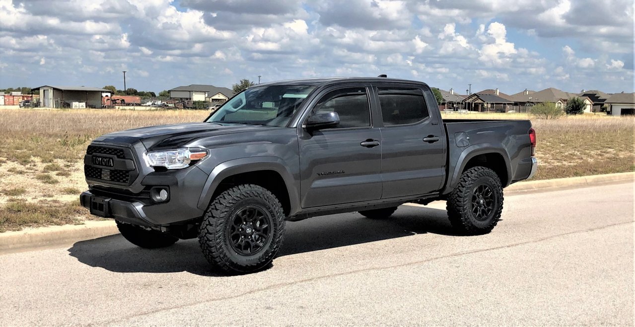 Magnetic Gray Metallic SR5 2.jpg
