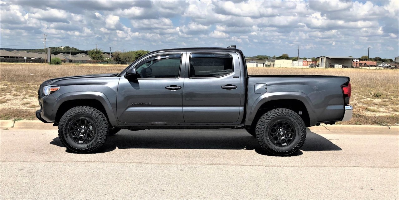 Magnetic Gray Metallic SR5.jpg