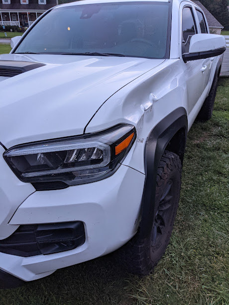 Mailbox dent.jpg
