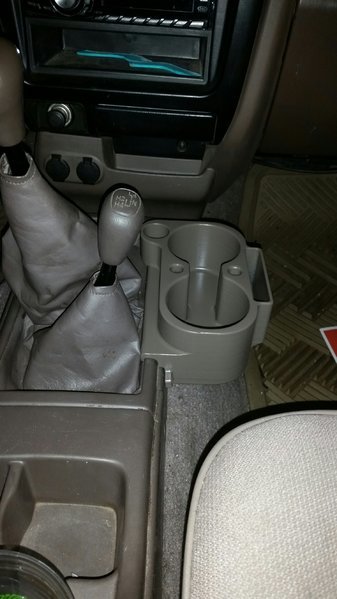 manual cupholder 4.jpg