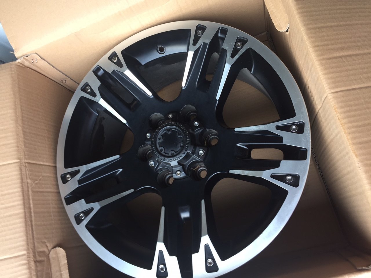 maverick wheel.jpg