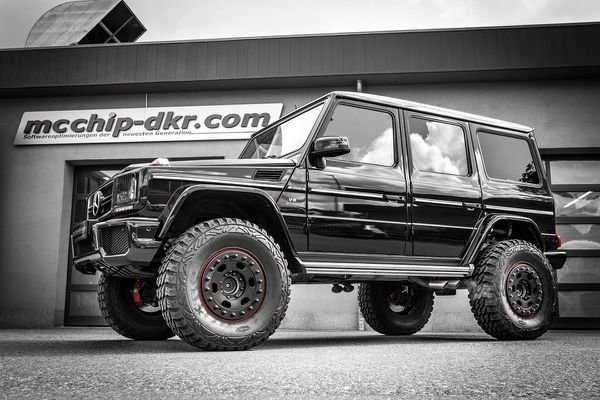 mcchip-created-a-proper-mercedes-benz-g63-amg-4x4-model-96253_1.jpg.cf.jpg
