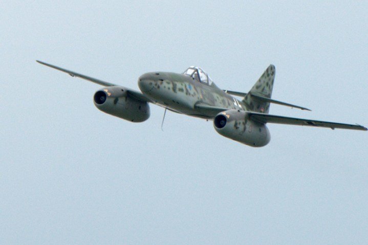 Me-262-Reproduction.jpg
