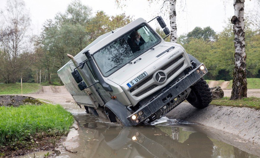 Mercedes-Benz-Unimog-09-876x535.jpg