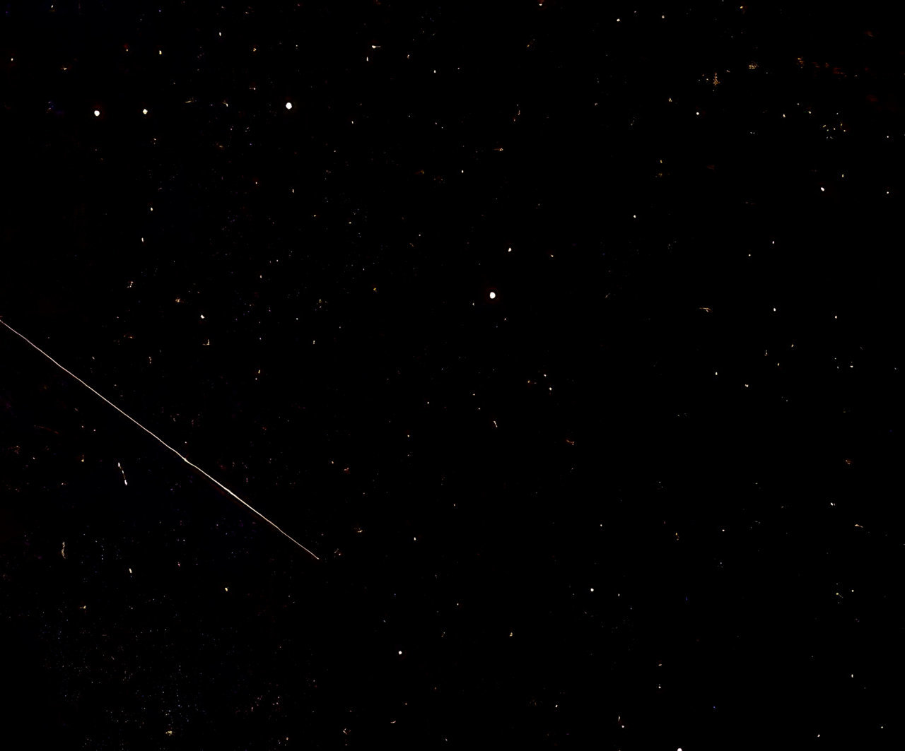 Meteor or Space Junk 09:04:2023  in the Cepheus constellation.jpg