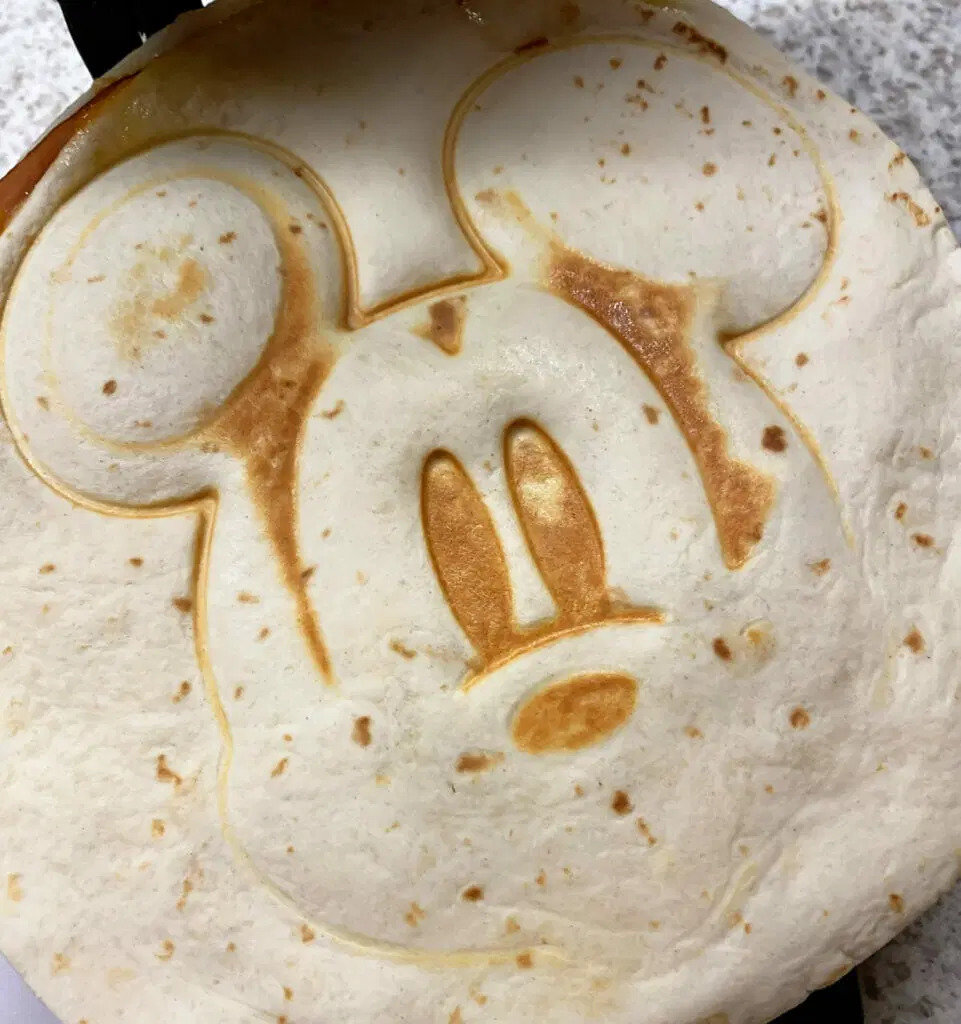 Mickey-Mouse-Quesadilla-961x1024.jpg