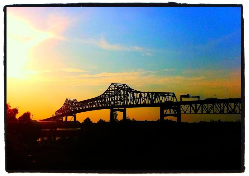 missriverbridge.jpg