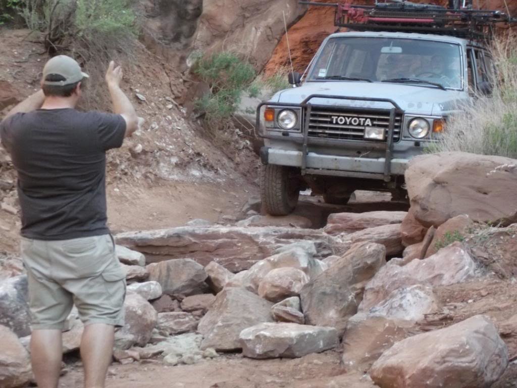 MOAB2011LockHartBasin044_d4f2fb5f55f6d86cdb8bed19ce7f9e9aee639ad5.jpg