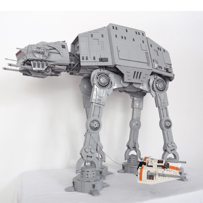 MOC-4042-Star-Wars-Cavegod-UCS-AT-AT-Designer-cjd_223-3.jpg