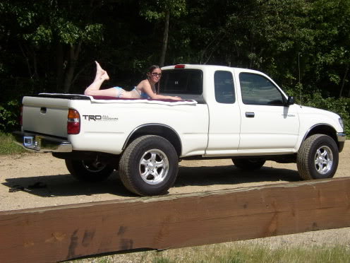 model2009_9cdadfc241342324095b8e1b317188bc28153d65.jpg