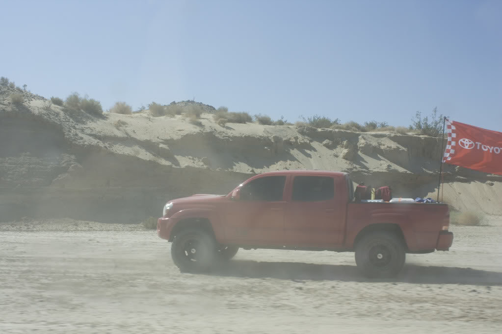 Mojave-Run_09162011_031_9518029b5896e373e768a0e04241cbd9a623543b.jpg