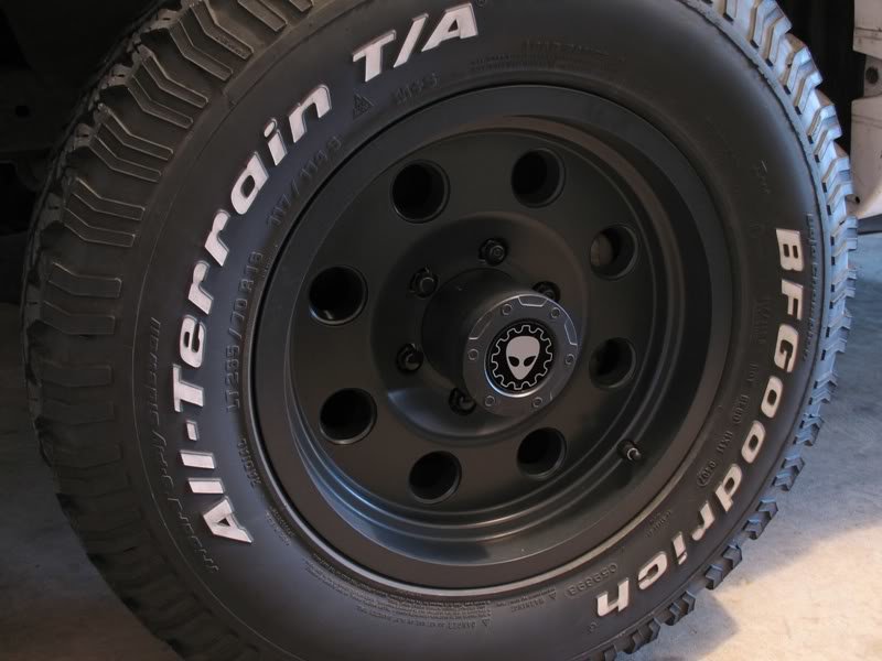 MojaveTrailiens1_e4f08710fa4261fa7c5d9a89b39e2e111f2ea316.jpg