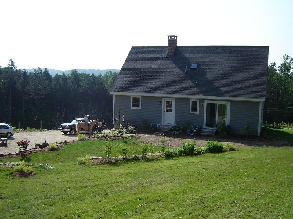 Mom_house_before7_3b013e60653e070a8b64b3bbc9b9c7e490575709.jpg